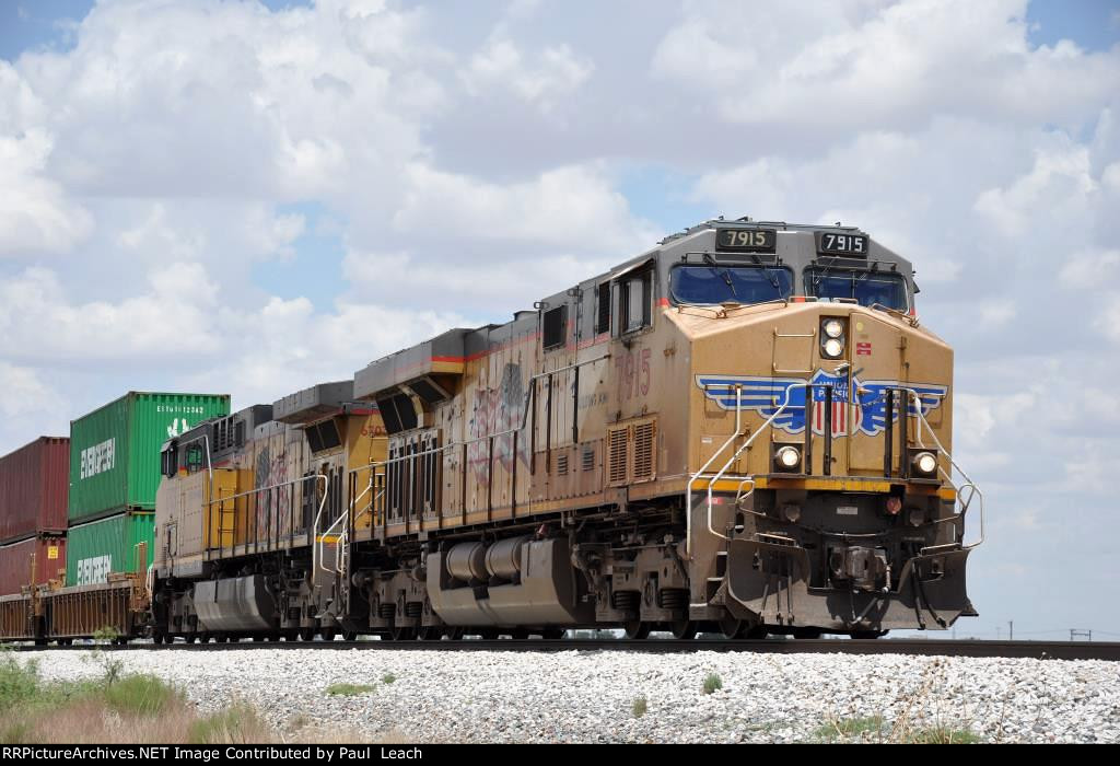 Intermodal rolls west